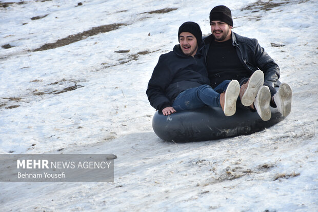 Snowtubing in Iran's Arak
