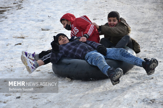 Snowtubing in Iran's Arak
