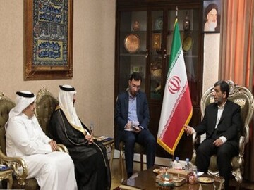 وزير السياحة يستعرض مع السفير السعودي سبل تطویر التعاون بین الرياض وطهران