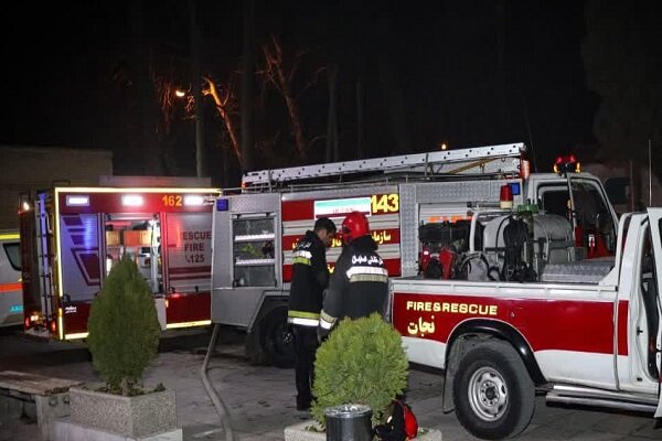 اعزام ۵۰ آتش‌نشان برای اطفای حریق در بیمارستان کاشانی