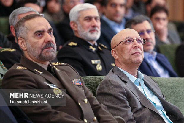 مراسم روز ملی فناوری فضایی ایران، صبح شنبه (۱۴ بهمن ۱۴۰۲) با حضور «حجت الاسلام سید ابراهیم رئیسی» رئیس جمهور در پژوهشگاه هوافضا برگزار شد