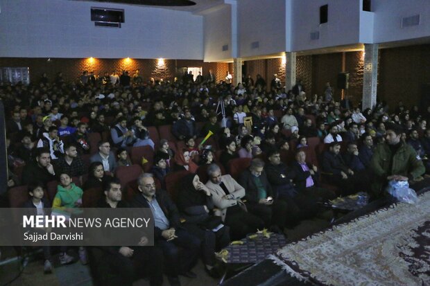 ورود «صیاد» به اکران؛ این «عینک قرمز» خریدار ندارد