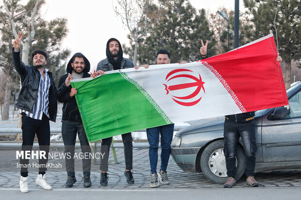شادی مردم همدان بعد از بازی ایران ژاپن