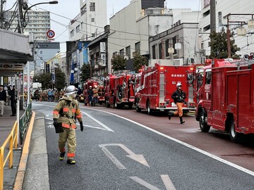 1 injured in fire near railway station in Tokyo