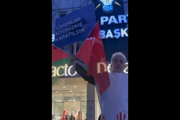 Bursa'da sessiz eylem devam ediyor