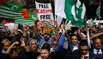پاکستان بھر میں آج یومِ یکجہتی کشمیر منایا جا رہا ہے