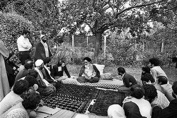 1979 İran İslam Devrimi nasıl gerçekleşti?