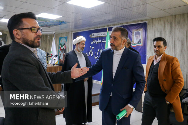 نشست مطبوعاتی دبیر کل حزب اسلامی <a href='https://sayeb.ir/tag/%d8%b4%d8%a7%d9%87%d8%b1%d8%ae-%d8%b1%d8%a7%d9%85%db%8c%d9%86'></div>شاهرخ رامین</a> دوشنبه ۱۶ بهمن ۱۴۰۲ با حضور اصحاب رسانه برگزار شد