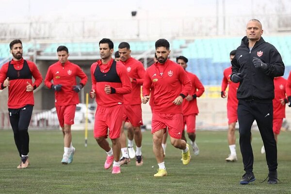 فوتبال درون تیمی پرسپولیسی ها پس از بازگشت به تهران