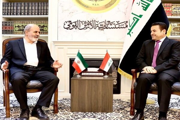 أمين المجلس الأعلى للأمن القومي الايراني يؤكد   تعامل ايران وفق احترام سيادة العراق