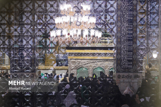 مداحی به مناسبت شهادت امام موسی کاظم علیه السلام در حرم رضوی