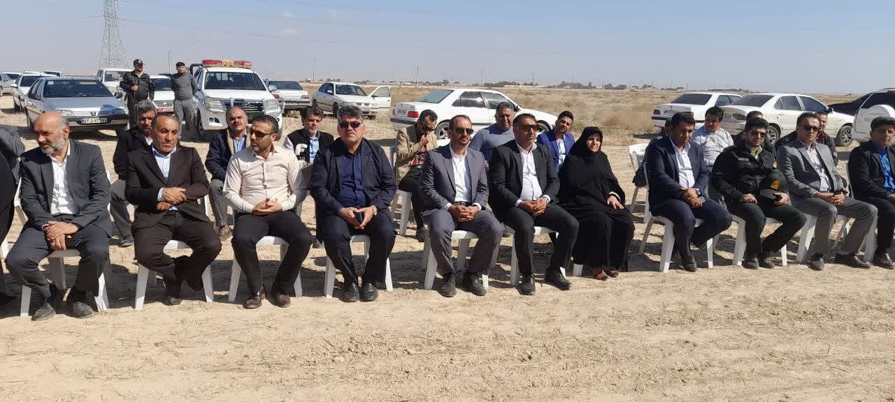 عملیات اجرایی ۲ طرح پرورش مرغ در روستای بنه احمد دیلم آغازشد