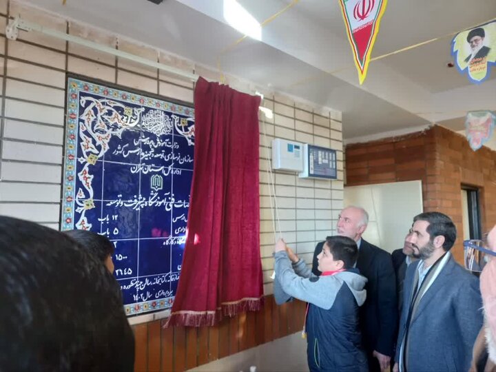 استاندار تهران جهت افتتاح پروژه های اسلامشهر به این منطقه سفر کرد