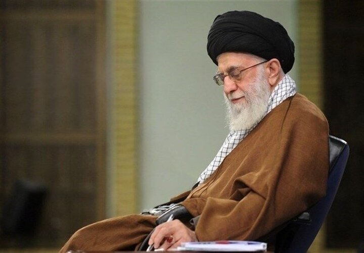 İslam Devrimi Lideri mahkumları affetti