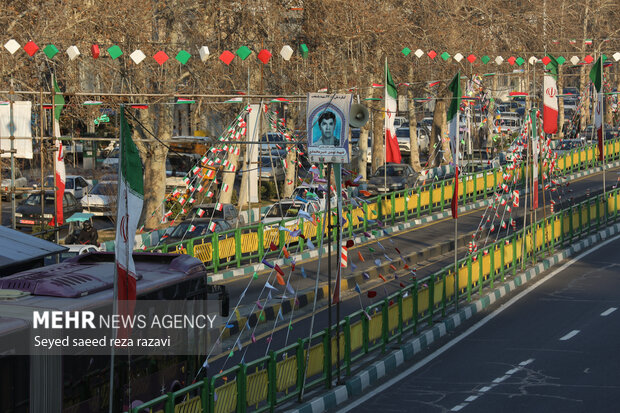 آماده سازی پایتخت برای جشن انقلاب