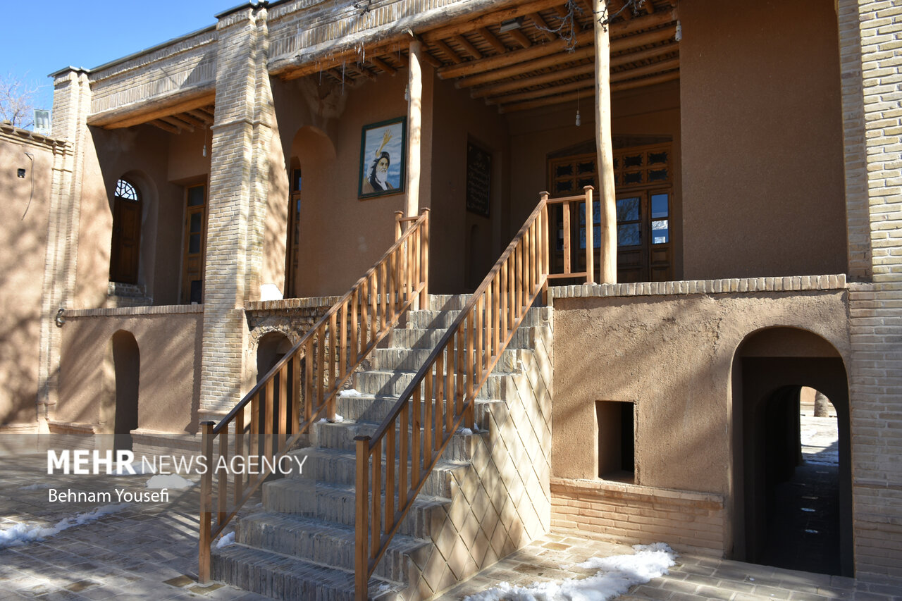 İmam Humeyni'nin (r.a) Humeyn'deki evi