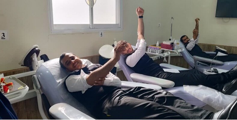 اهدای خون کارکنان نیروی دریایی باقرالعلوم (ع) رشت