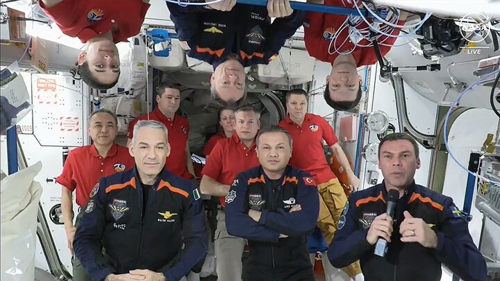 فضانوردان ماموریت Ax-۳ به زمین بر می‌گردند