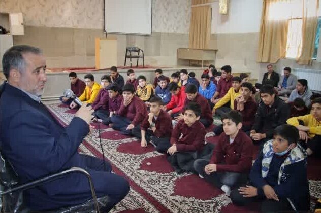 جشن سمنانیها در مبعث رسول(ص)/ ستارهای بدرخشید و ماه مجلس شد