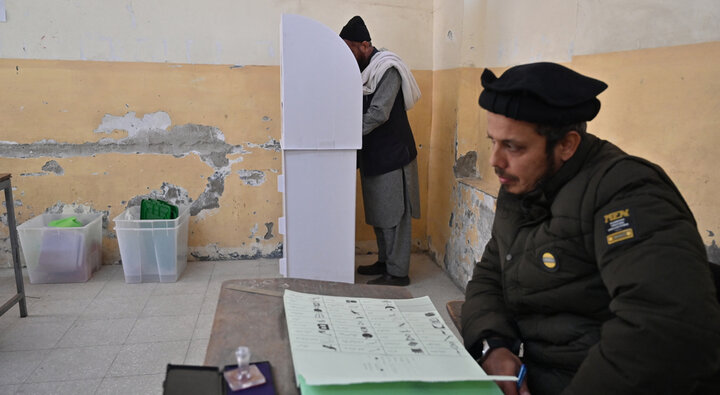 Millions of Pakistanis go to polls for parliamentary election