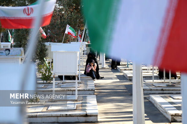 دعوتی متفاوت برای حضور در انتخابات/ «اسوهها» از «حماسه» میگویند