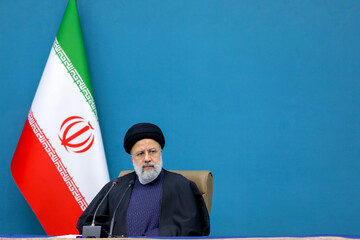رئيس الجمهورية يدعو الشعب الإيراني إلى المشاركة الواسعة في مسيرات ذكرى انتصار الثورة