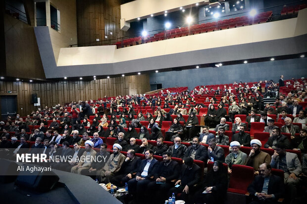 نشست وریر فرهنگ و ارشاد اسلامی در ارومیه