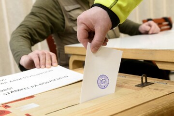 Finland to vote in presidential election runoff