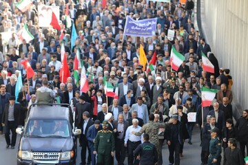 تصاویری از حضور باشکوه مردم ایلام در راهپیمایی ۲۲ بهمن