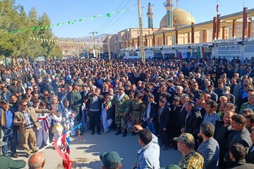 Serpol Zehab kentindeki 11 Şubat kutlamalarından görüntüler
