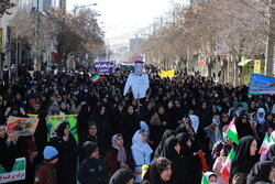 حماسه حضور مردم گروس در راهپیمایی ۲۲ بهمن
