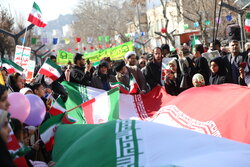 شکوه حضور سنندجی‌ها در راهپیمایی ۲۲ بهمن