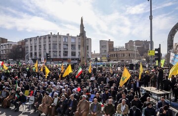 حماسه تبریزی ها در راهپیمایی ۲۲ بهمن ۱۴۰۲