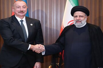 Azerbaijan's Aliyev congratulates Raeisi on Iran Rev. anniv.