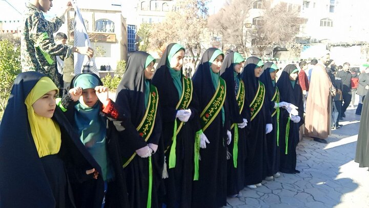 دهه۸۰ و ۹۰دی‌ها باز هم پیشتاز حضور در راهپیمایی ۲۲ بهمن کرمانشاه