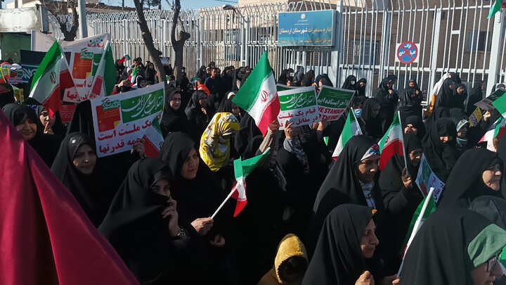 حماسه حضور در اردستان / جشن ۴۵ سالگی انقلاب برپا شد