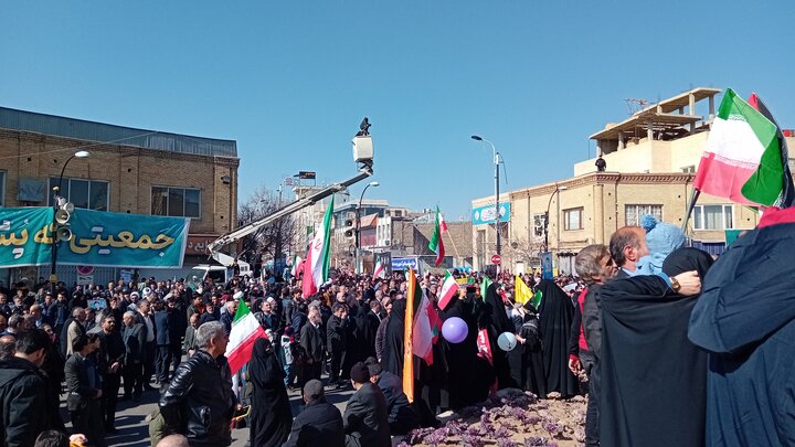 راهپیمایی ۲۲ بهمن در زنجان