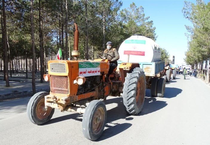 حضور کشاورزان در راهپیمایی ۲۲ بهمن در مشگین‌شرقی 