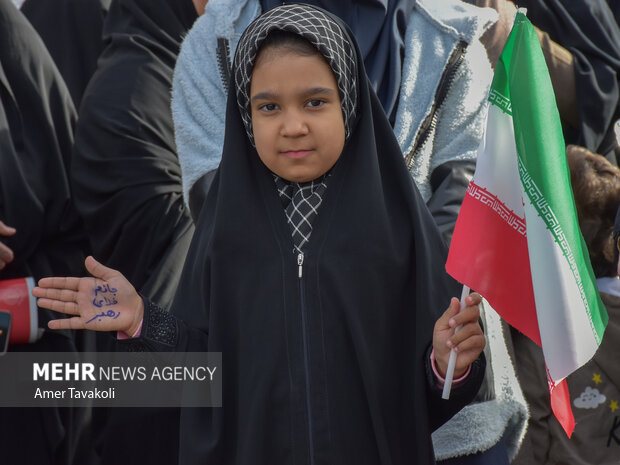 خروش مردم دارالاسلام تایباد در جشن پیروزی انقلاب اسلامی
