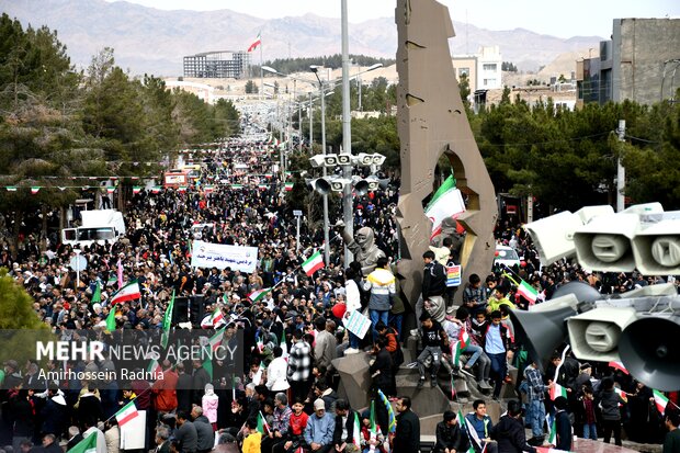 راهپیمایی ۲۲ بهمن بیرجند