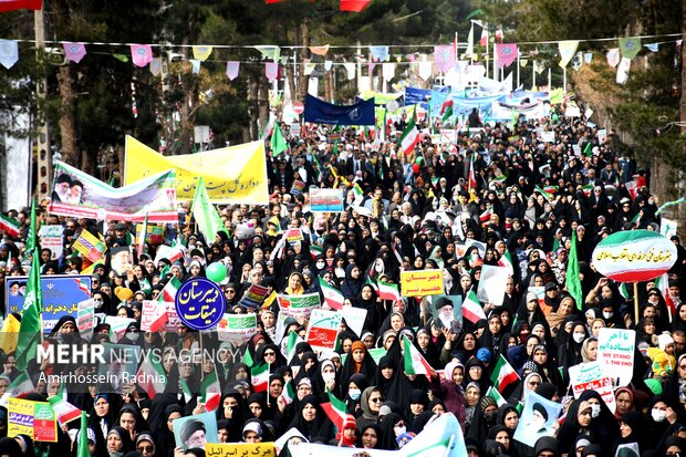راهپیمایی ۲۲ بهمن در بیرجند