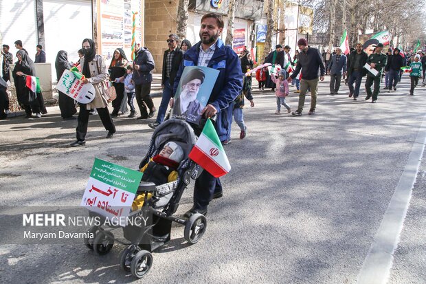 راهپیمایی ۲۲ بهمن در بجنورد