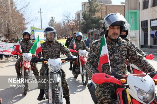 میامی. استان سمنان راهپیمایی 22 بهمن