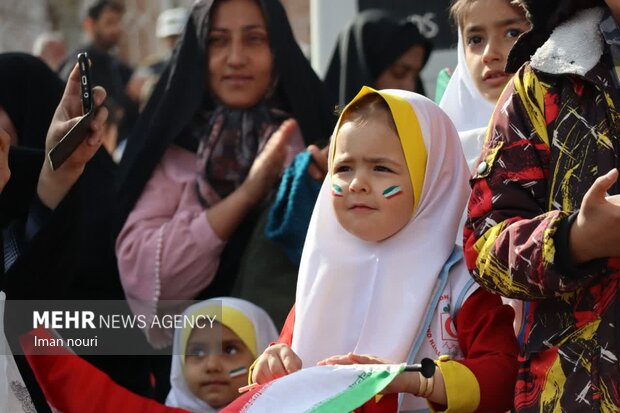 روایت «یک صندوق پر از امید»/سمنانی‌ها به «میدان انتخاب» می‌آیند