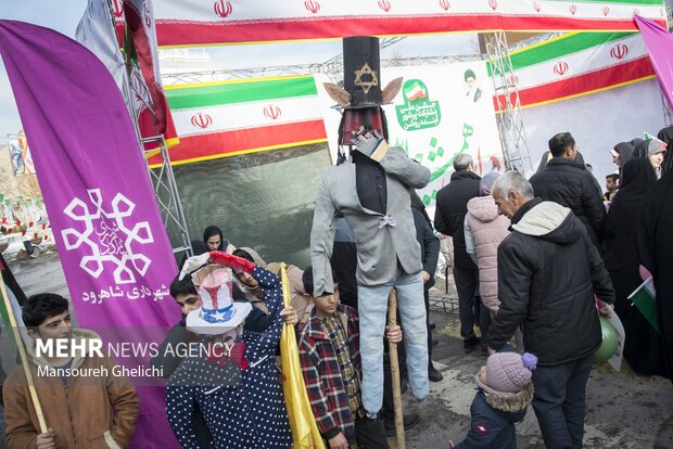 راهپیمایی 22 بهمن در شاهرود