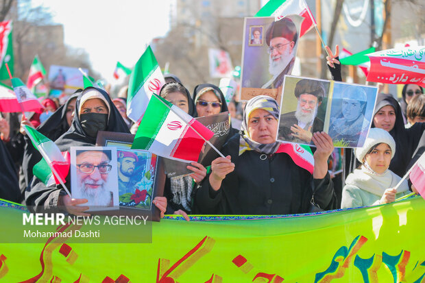 راهپیمایی ۲۲بهمن در اردبیل