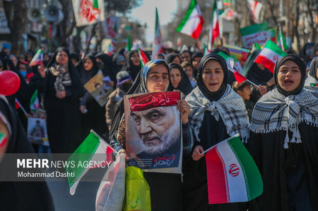 راهپیمایی ۲۲بهمن در اردبیل