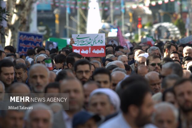 حضور باشکوه فومنی ها در یون الله ۲۲ بهمن