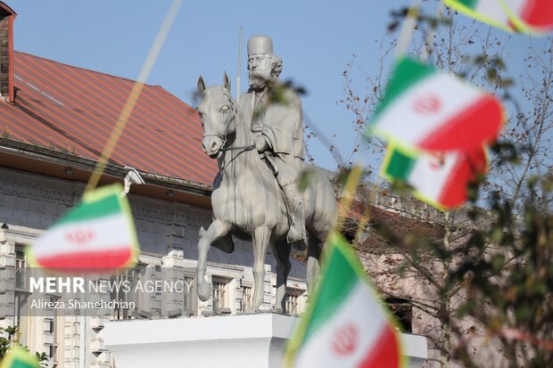 حضور باشکوه رشتوندان در یوم الله ۲۲ بهمن