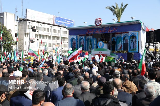 حضور باشکوه رشتوندان در یوم الله ۲۲ بهمن